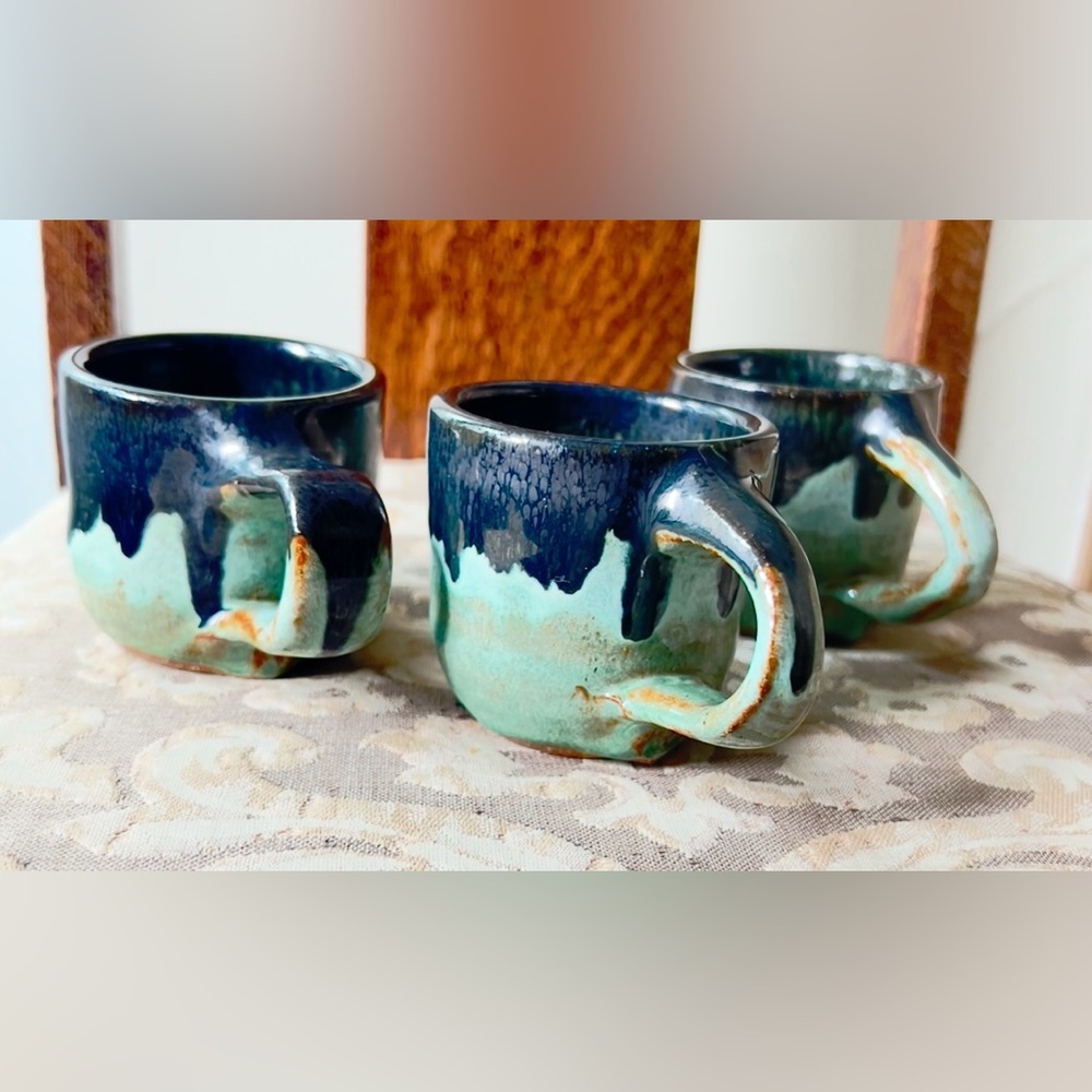 VTG Studio Pottery Mug Hand Thrown Turquoise & Navy Drip Glaze Signed PE~3 Mugs